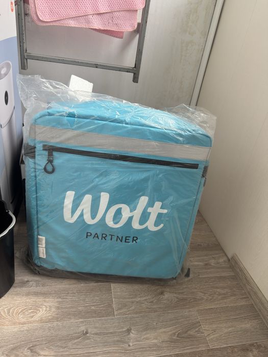 Продам термосумку вольт Wolt