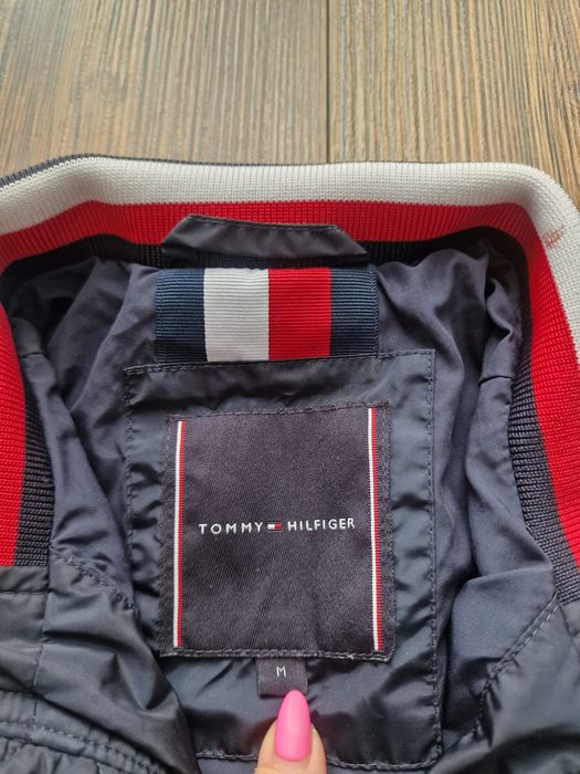 Страхотно мъжко  яке TOMMY HILFIGER размер M