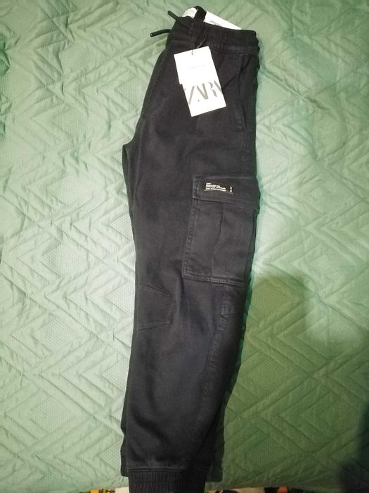 Нов панталон на ZARA за 6 годишно момче