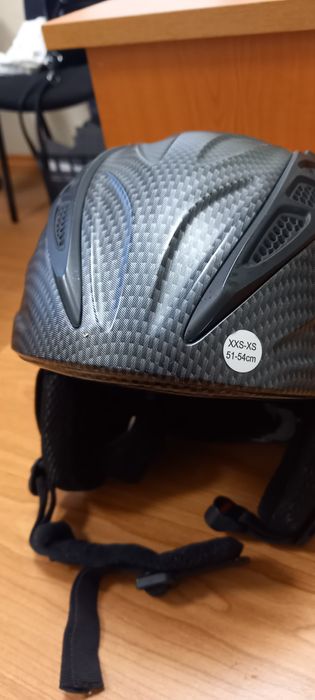 Детска ски каска Uvex 51-54 см