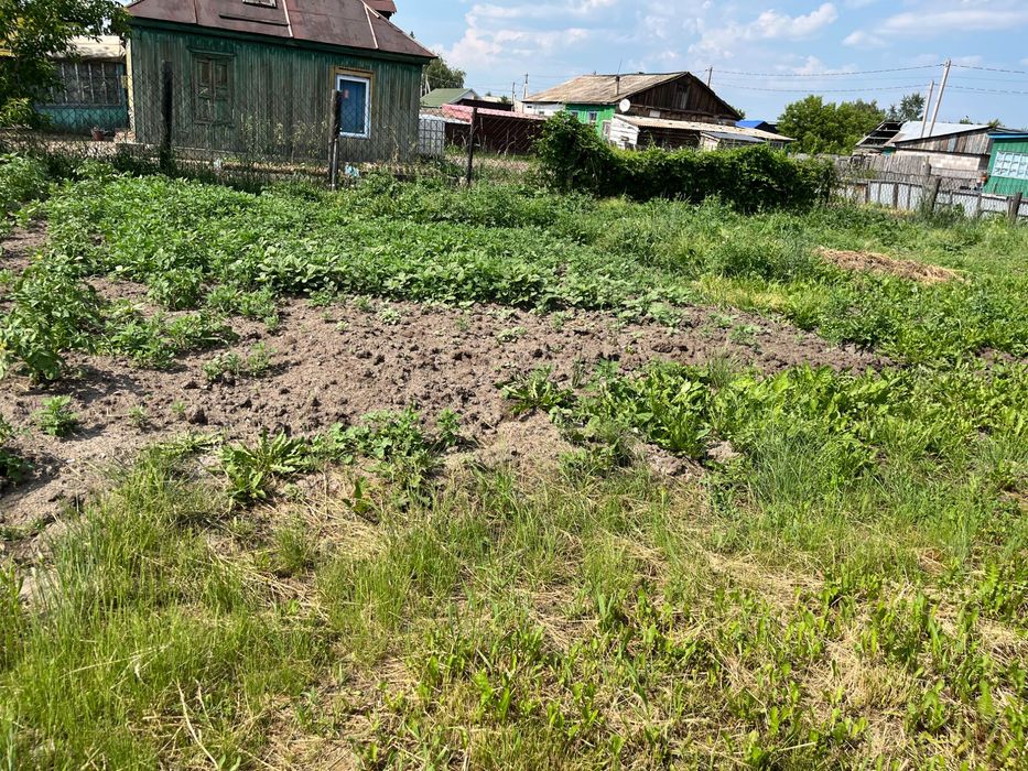 Продается дом с участком и дополнительной постройкой