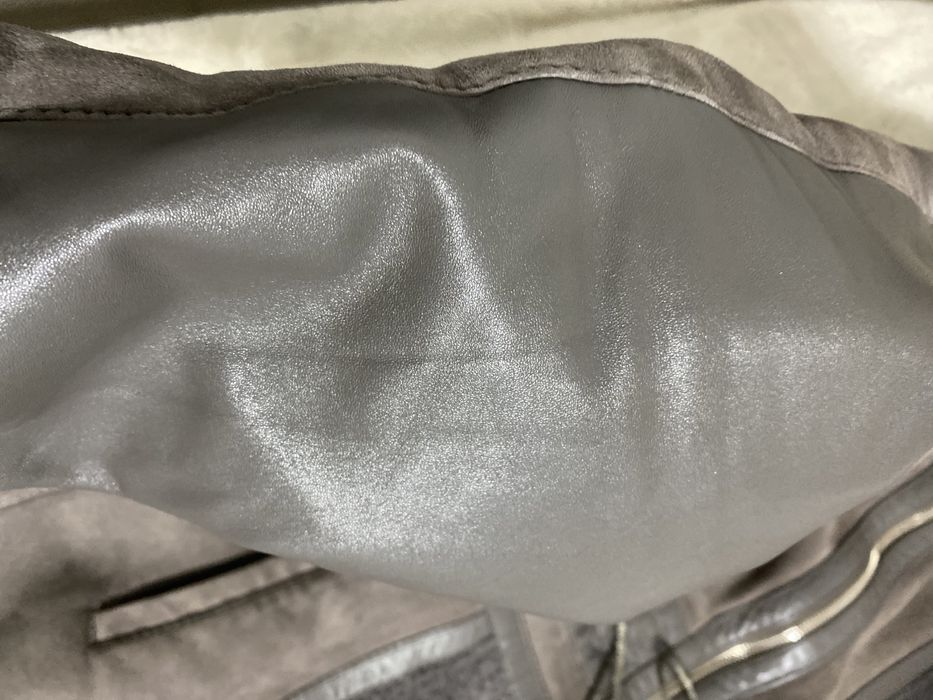 Продается верхняя одежда Италия