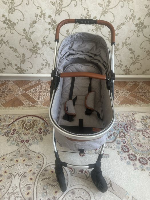 Срочно продается детская коляска