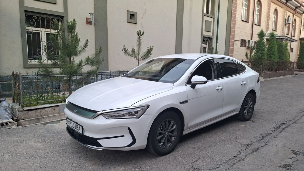 BYD Qin EV 2023 — 2