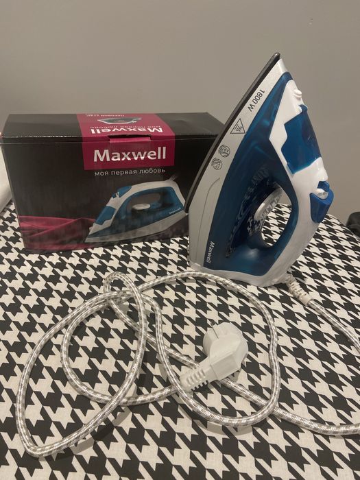 Новый утюг Maxwell, 1800W