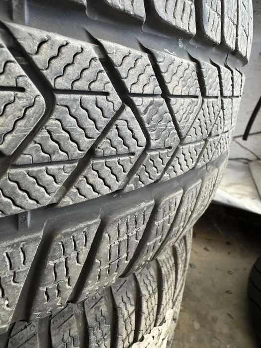 Гуми без джанти 245/40 R19