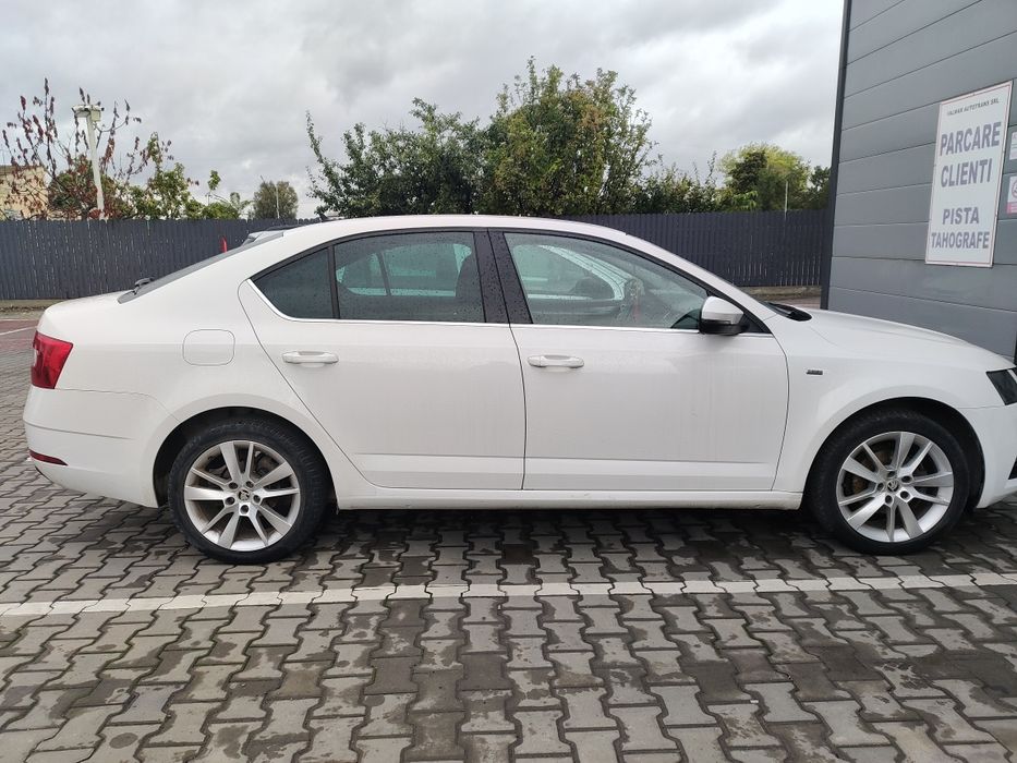Skoda Octavia 2019, motor 1.6 diesel automata
