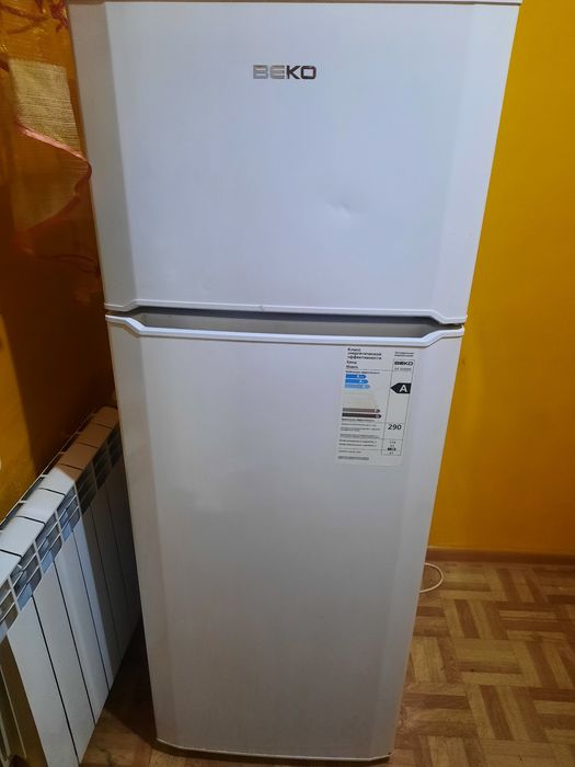 Продам холодильник