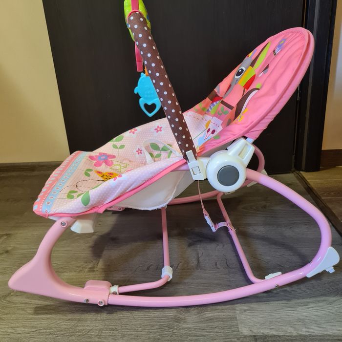 Шезлонг и люлка 2в1 със звук