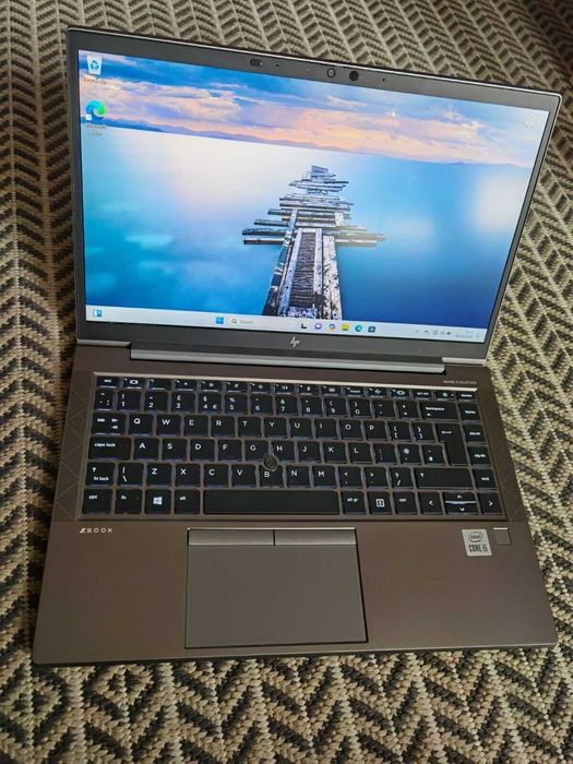 HP ZBook Firefly 14" G7 * i5-10210U * 256GB * 8GB