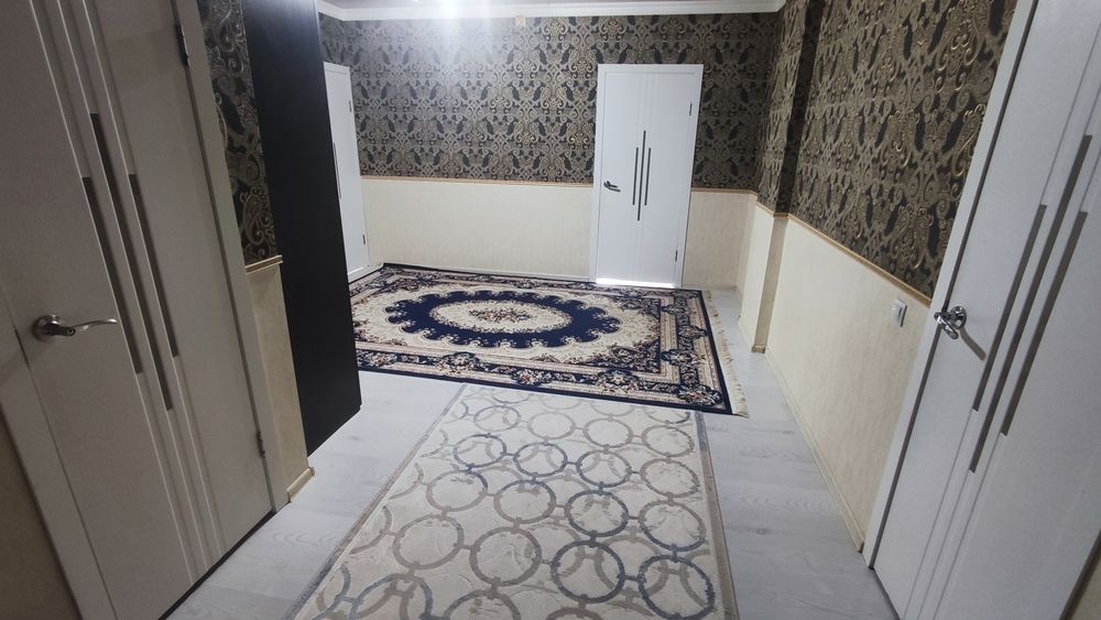 Продам 2х ком квартиру в центре, 11мкрн.