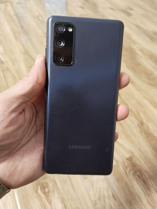Samsung s20 FE 128