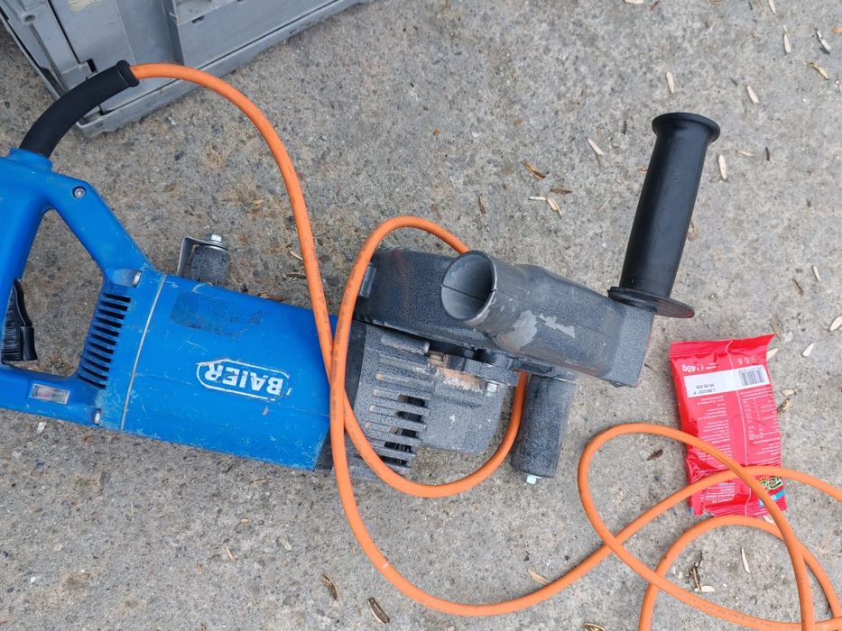 Masina de carotat sanțuri în perete profesiinala