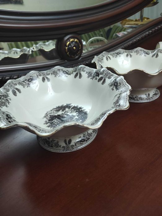 Английская ваза для фруктов и тортов