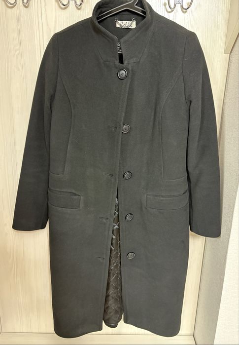 Продам женское пальто