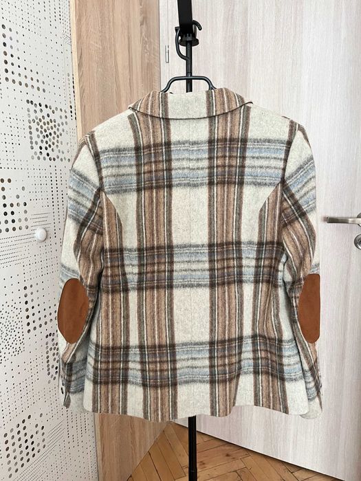 Вълнено сако каре в бежово и кафяво