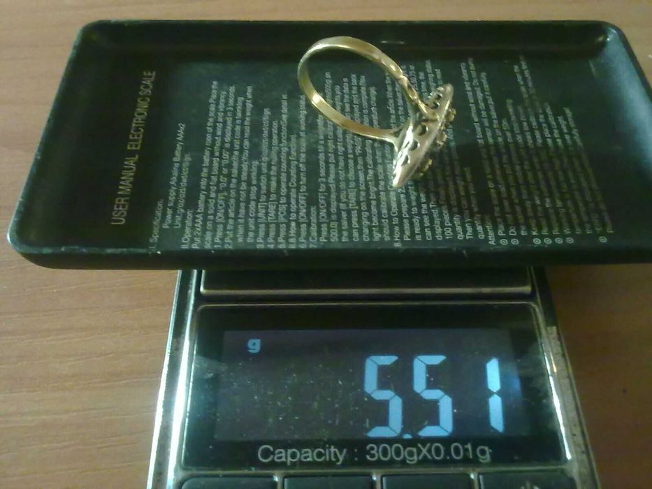 стар златен 18к. пръстен с диаманти и сапфири