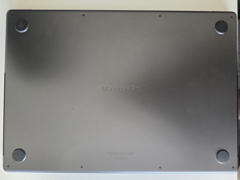 Apple MacBook Pro 16" M3 Pro 18GB RAM 512GB SSD, Space Black