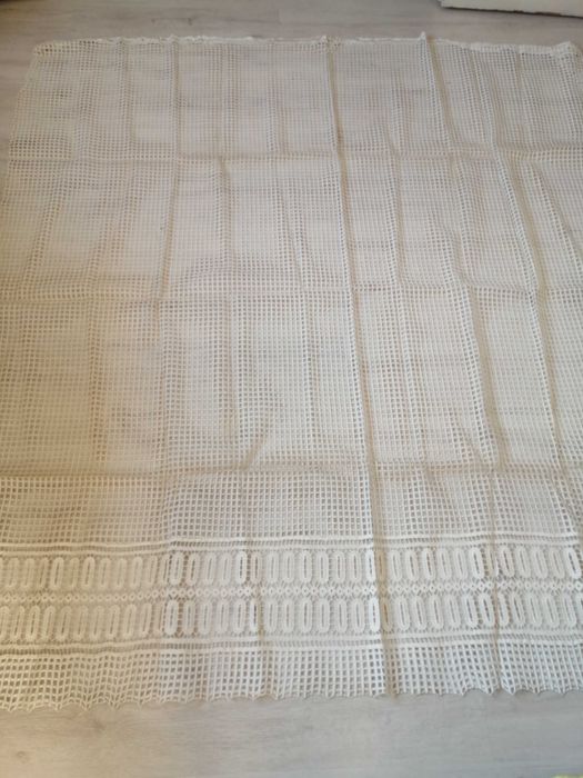 Каре мельо дантела за Перде или Покривка