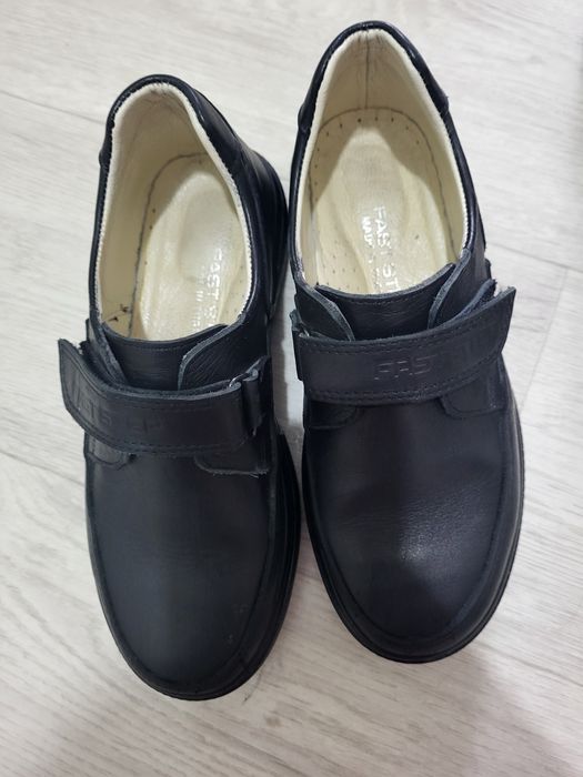 Продаётся бу обувь