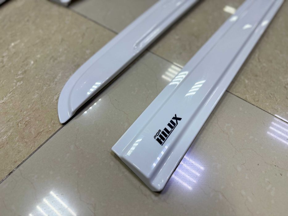Ветровики на Toyota Hilux