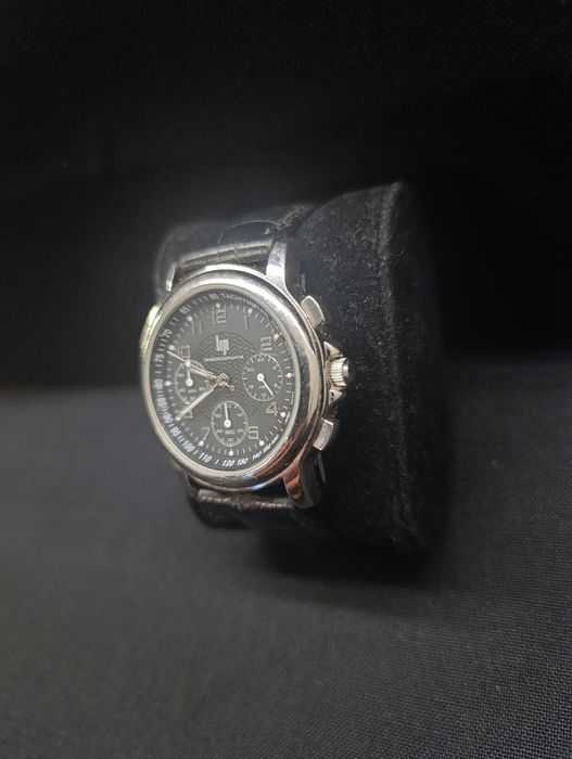 Часовник LIP chronograph