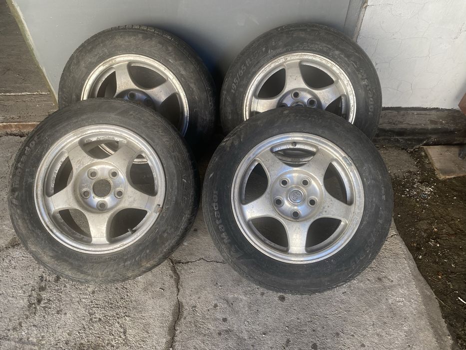 Продам диск с шинами