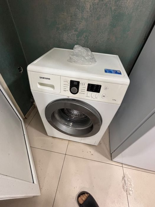 Продам стиральную машинку