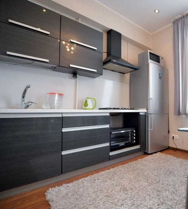 Дава се под наем Двустаен апартамент в Пловдив, Център - 45 кв.м за 153 € - Снимка #1