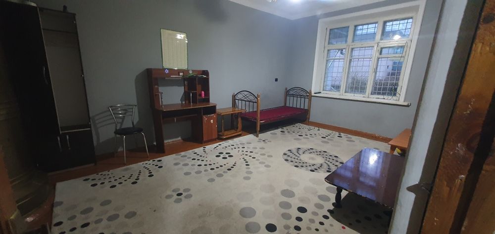 Сдаётся квартира в центре город Чирчик.