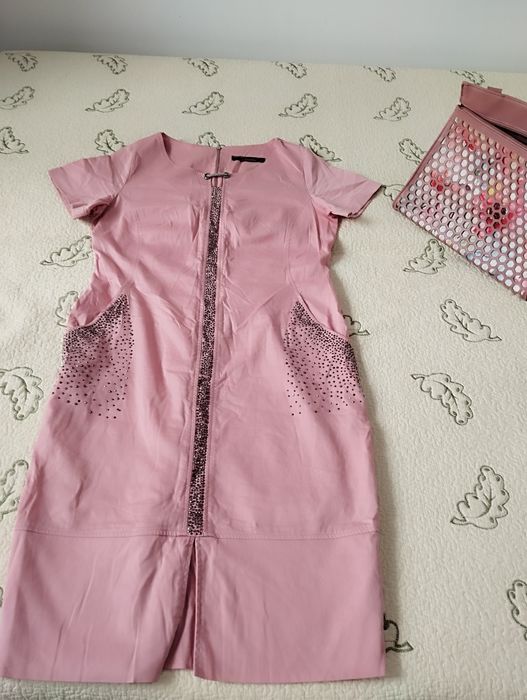 Срочно продам жен.платья