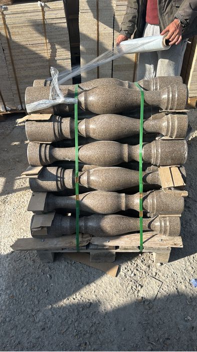 Гранит,мрамор,травертин,подступеник