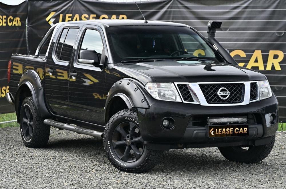 NISSAN Navara