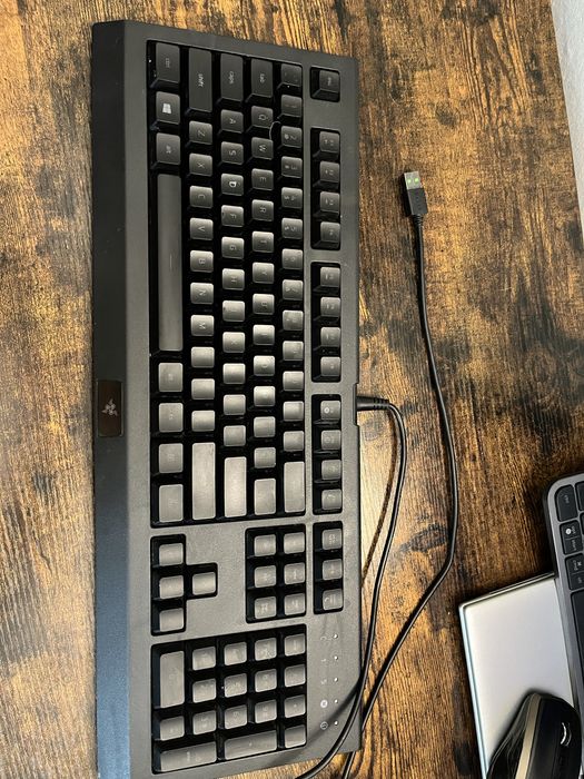 Pachet Gaming Razer Tastatura + Mouse