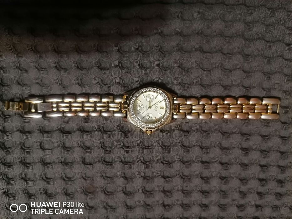 Дамски часовник Burgi