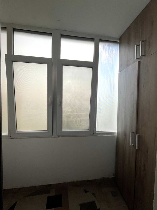 Apartament cu 3 camere, 80 mp, Targoviste, zona Micro 12