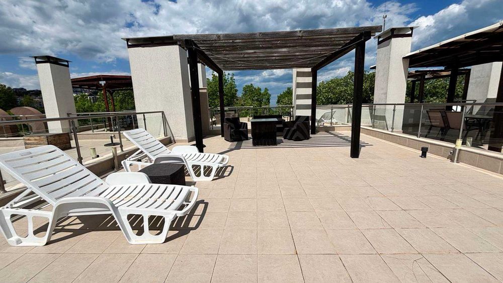 Двустаен апартамент в гр. Бяла със самостоятелна панорамна тераса