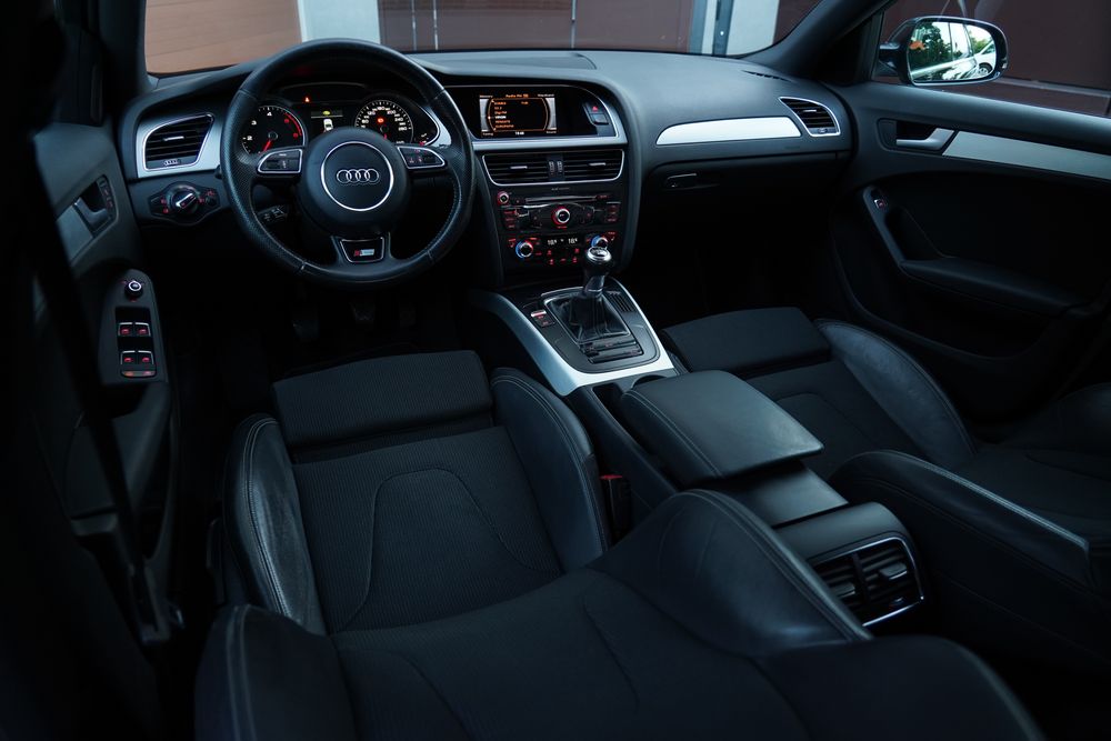 Audi A4 3xS-Line 2013 2.0Diesel 177cp • 12Luni Garantie Motor Cutie • Distributie Kit Gratuit • Transport La domiciliu Gratis • Rate TBI /UniCredit
