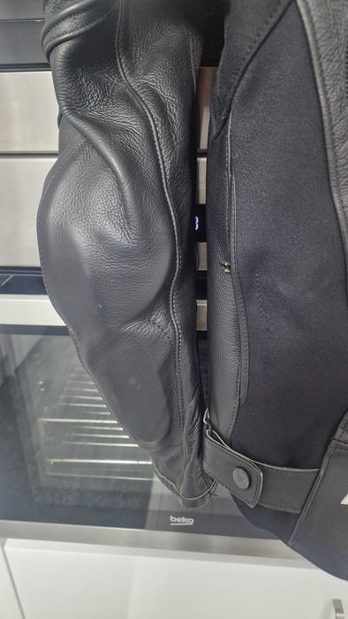 Кожено яке Dainese