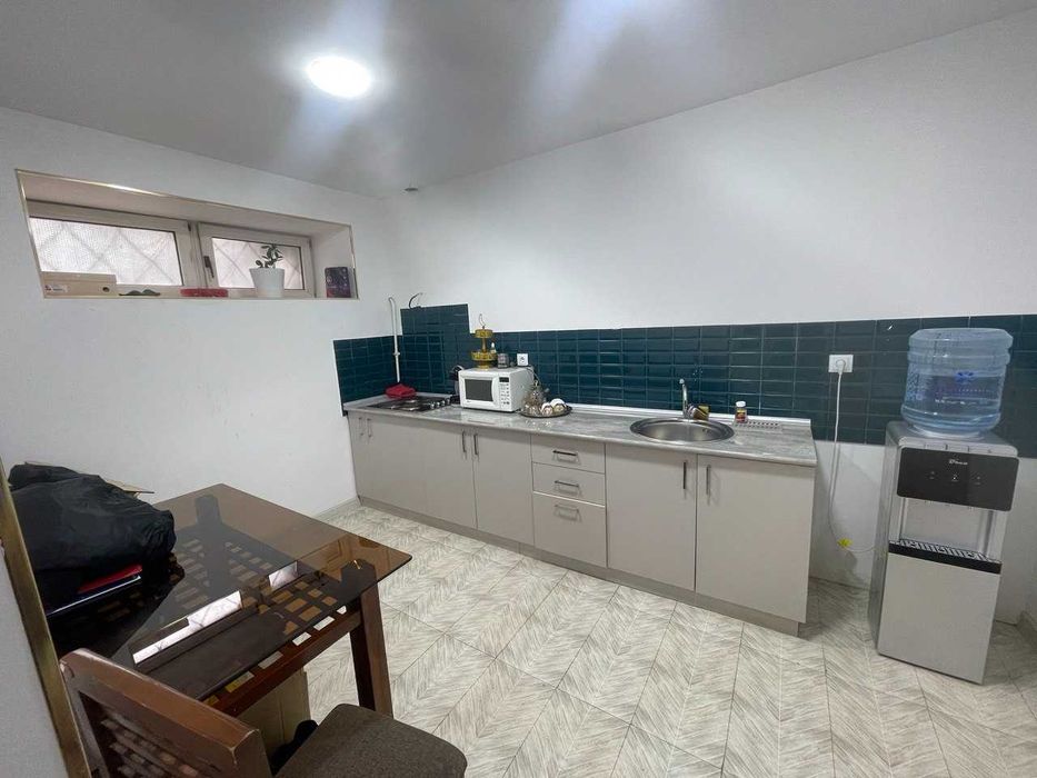 Магазин, салон продажа 261м ул. Моштабиб (Нукусская Амира Тимура)(ЛА)