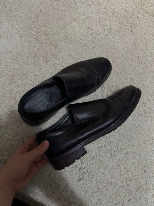 Кожаные туфли с мехом