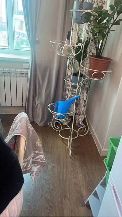 Подставка для цветов