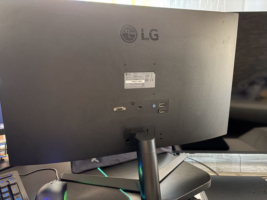 Monitor LG-UltraGear 27 inch,75hz