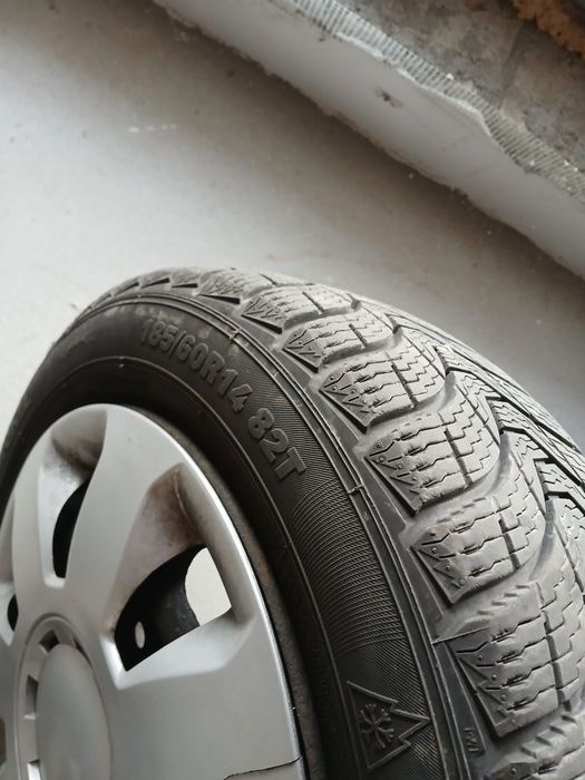 Oferta Cauciucuri cu Jenți din tabla