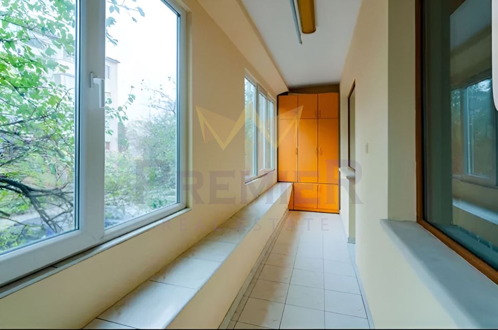 Дава се под наем Тристаен апартамент в Варна, Базар Левски - 65 кв.м за 561 € - Снимка #10