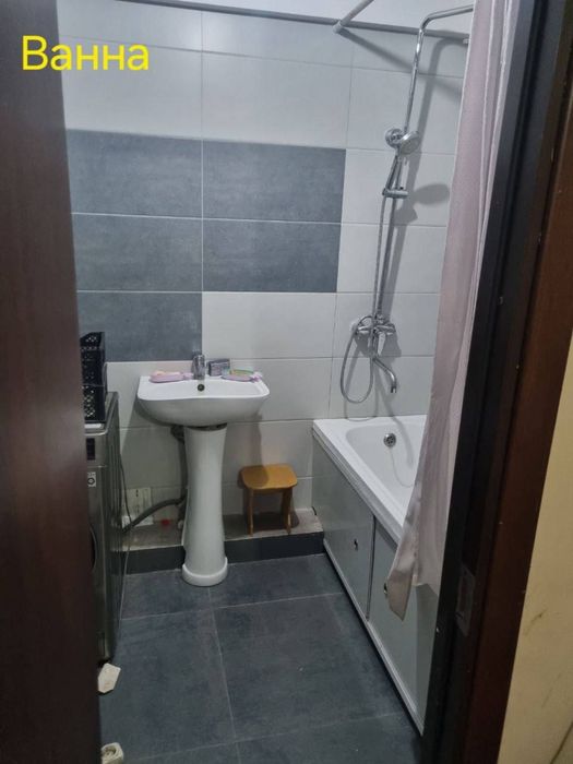 Сергели Янги Хает 8-худуд продается 2*3/3/9 квартира.