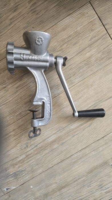 Мясорубка СССР продам