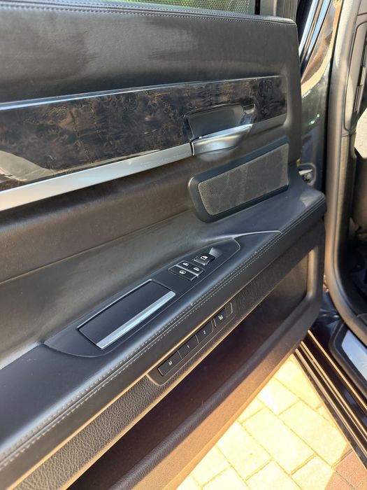 BMW Seria 7 2014 — imagine 5