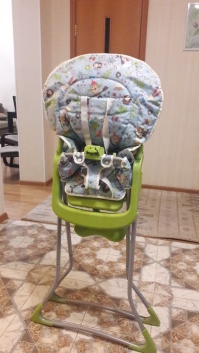 Продам детский стульчик для кормления Graco Tea-Time