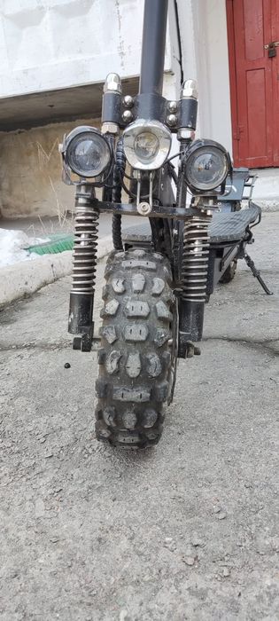 Продам электросамокат Кugoo M5